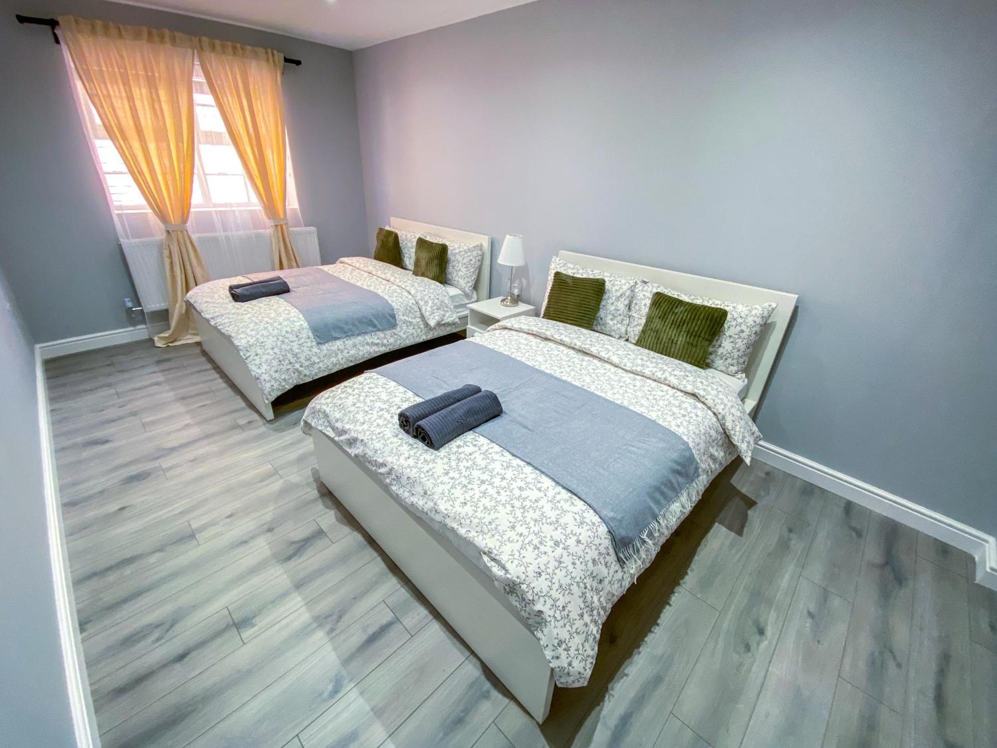 Modern 1-Bedroom Flat, 5 Guest, London - F2 Exterior foto